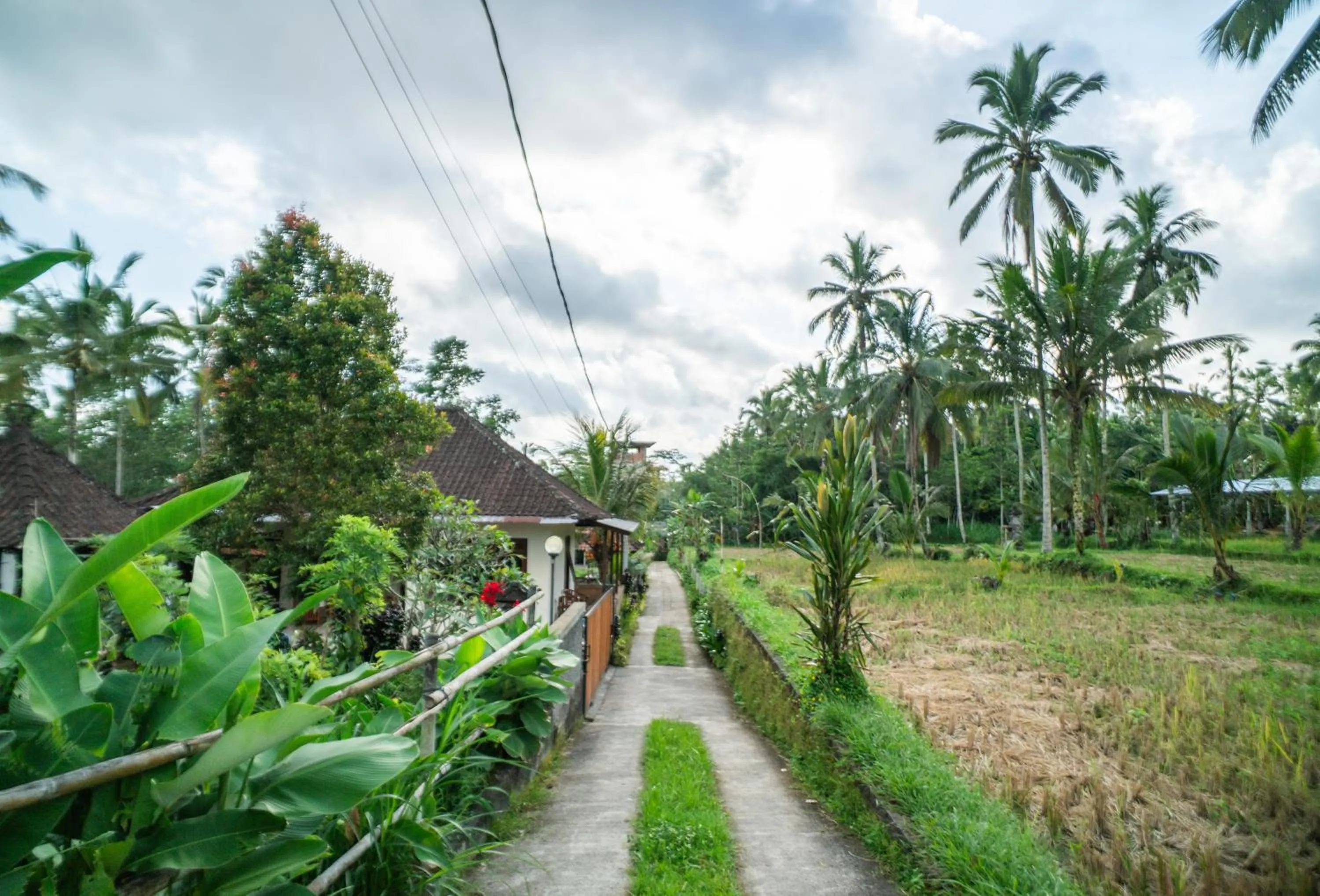 Facade/entrance in Prayatna Villas