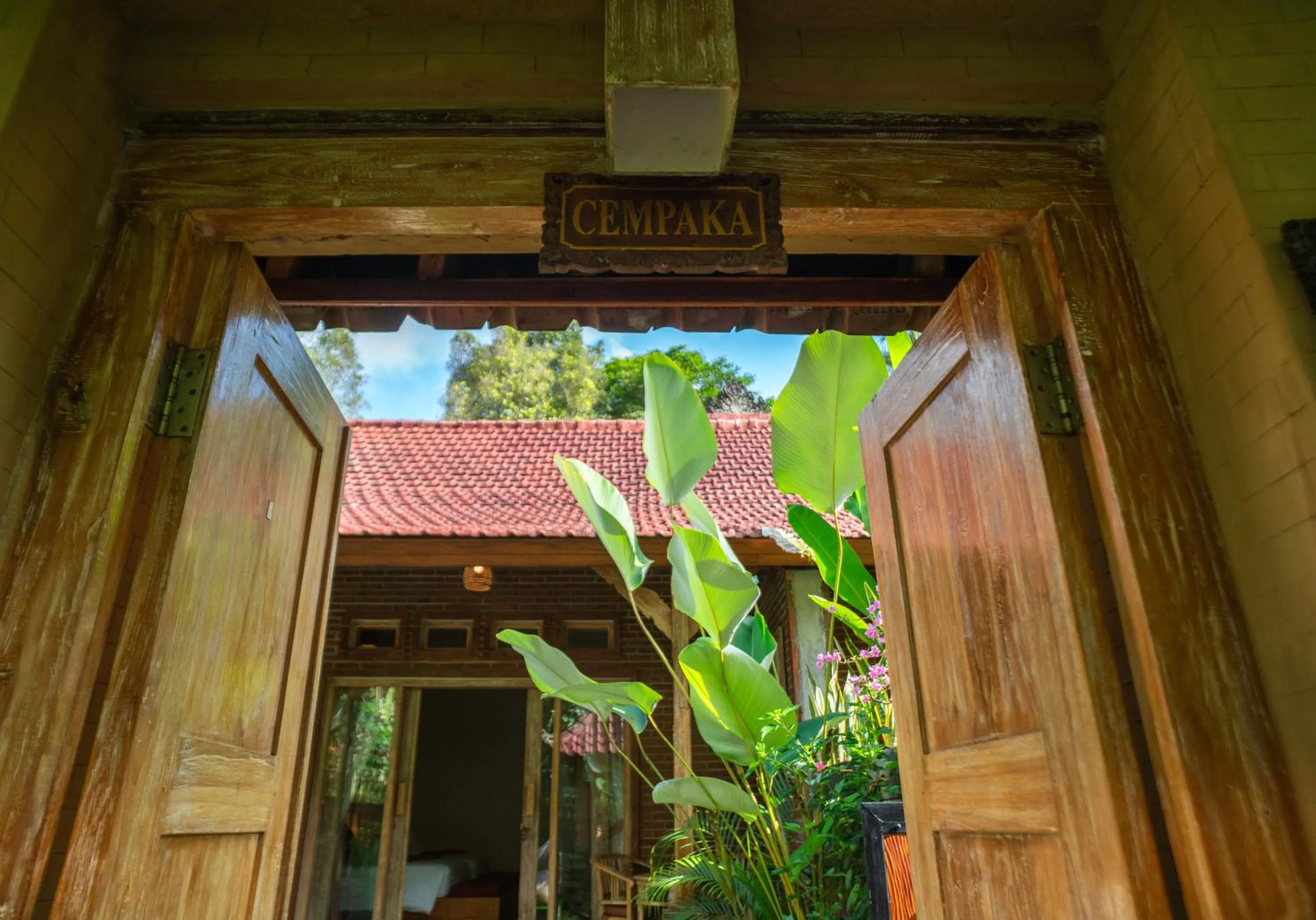 Facade/entrance in Prayatna Villas