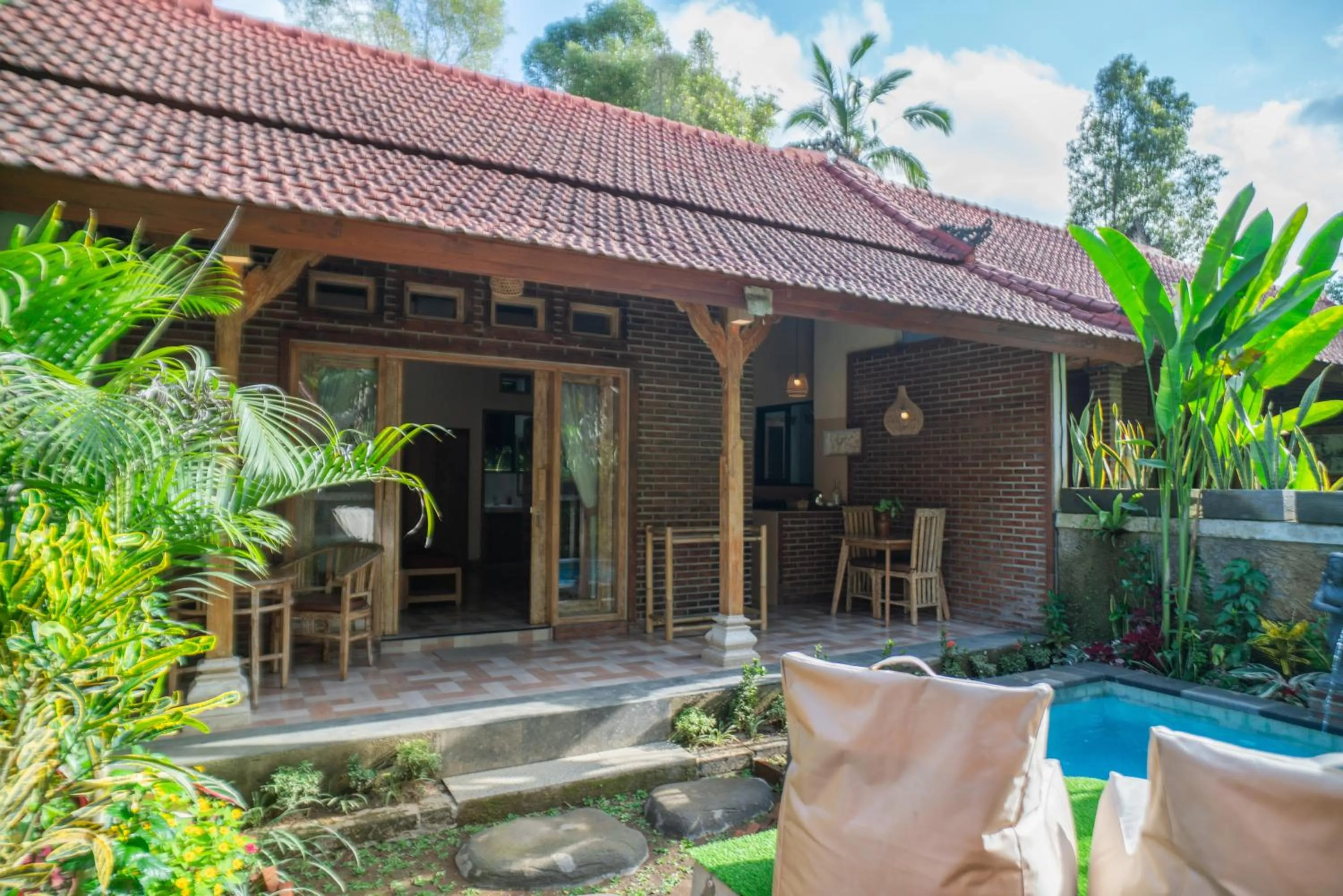 Property building in Prayatna Villas