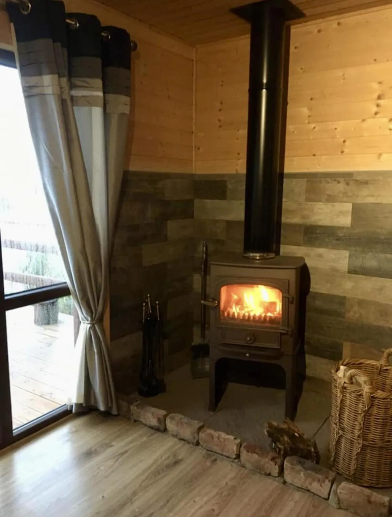 Standard Apartment in Lakeside Fishing Cabins
