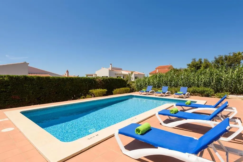 Swimming pool in Villa Rose