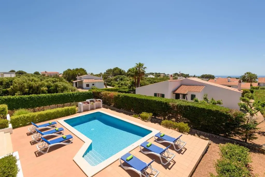 Swimming pool in Villa Rose