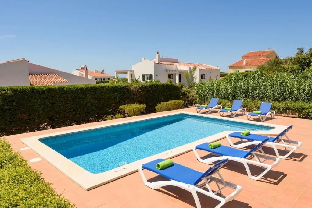 Swimming pool in Villa Rose