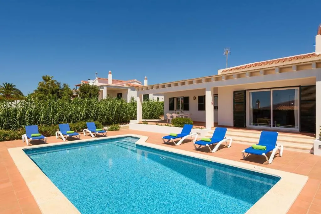 Swimming pool in Villa Rose