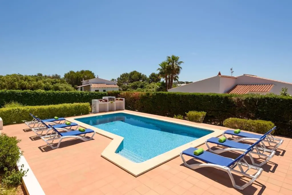 Swimming pool in Villa Rose