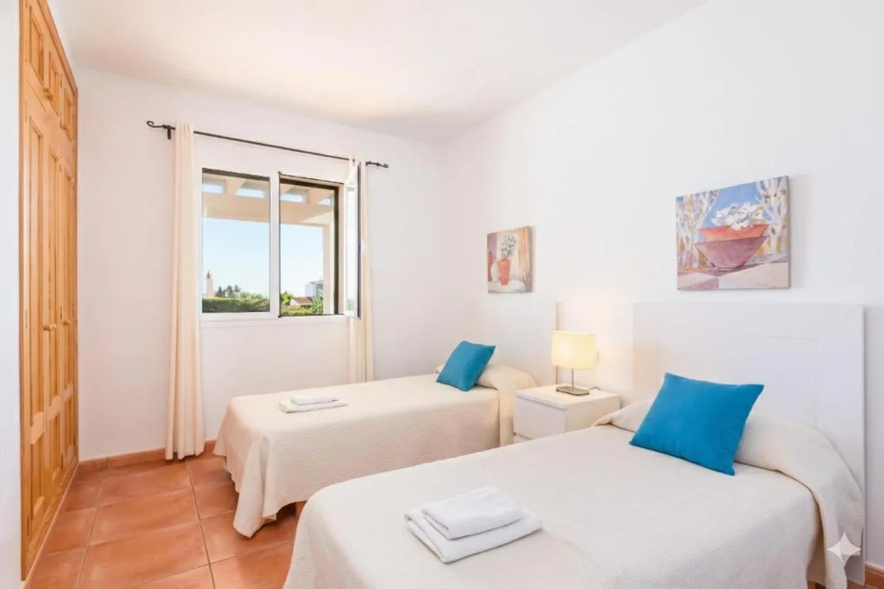 Bedroom, Bed in Villa Rose