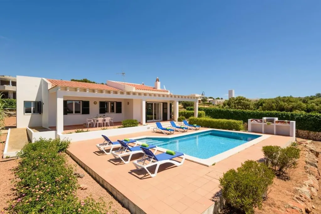 Property building in Villa Rose