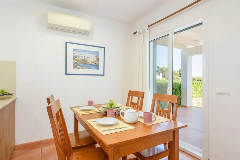 Dining area in Villa Rose