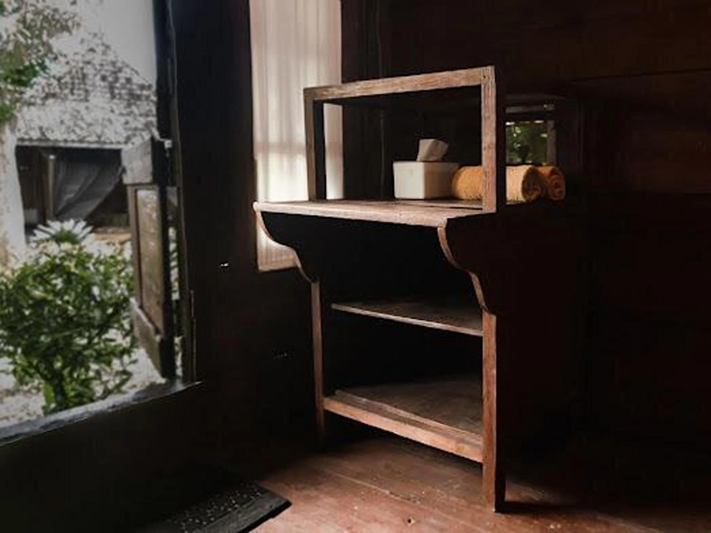 Bed in Singgasana Villa & Resto