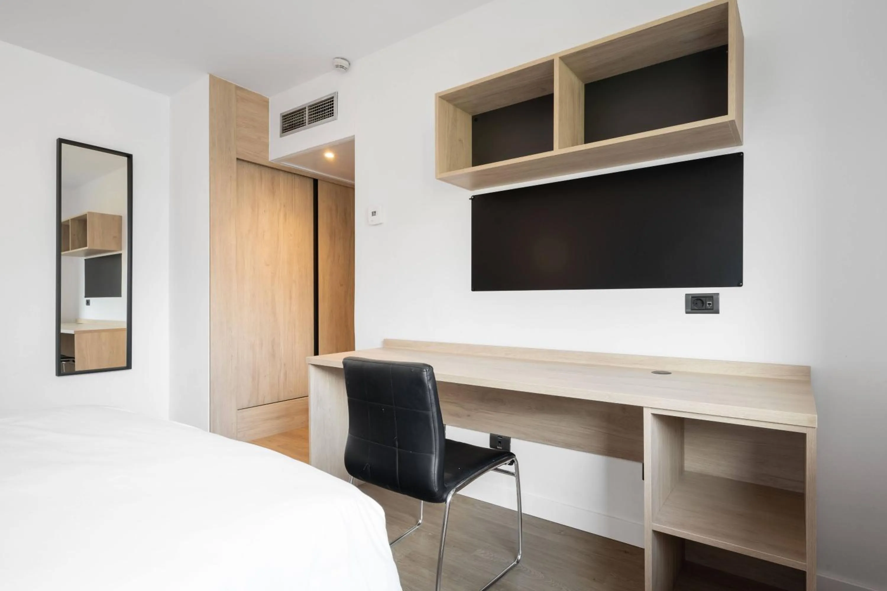 Bed in Micampus Pamplona Student Residence