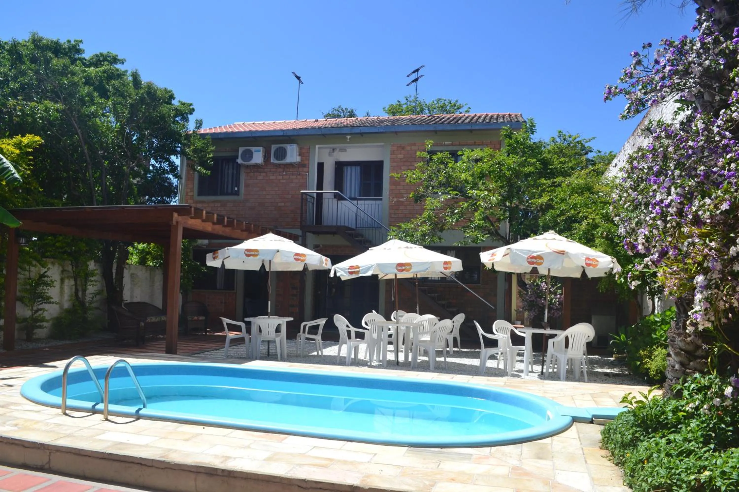 Hotel Nelly