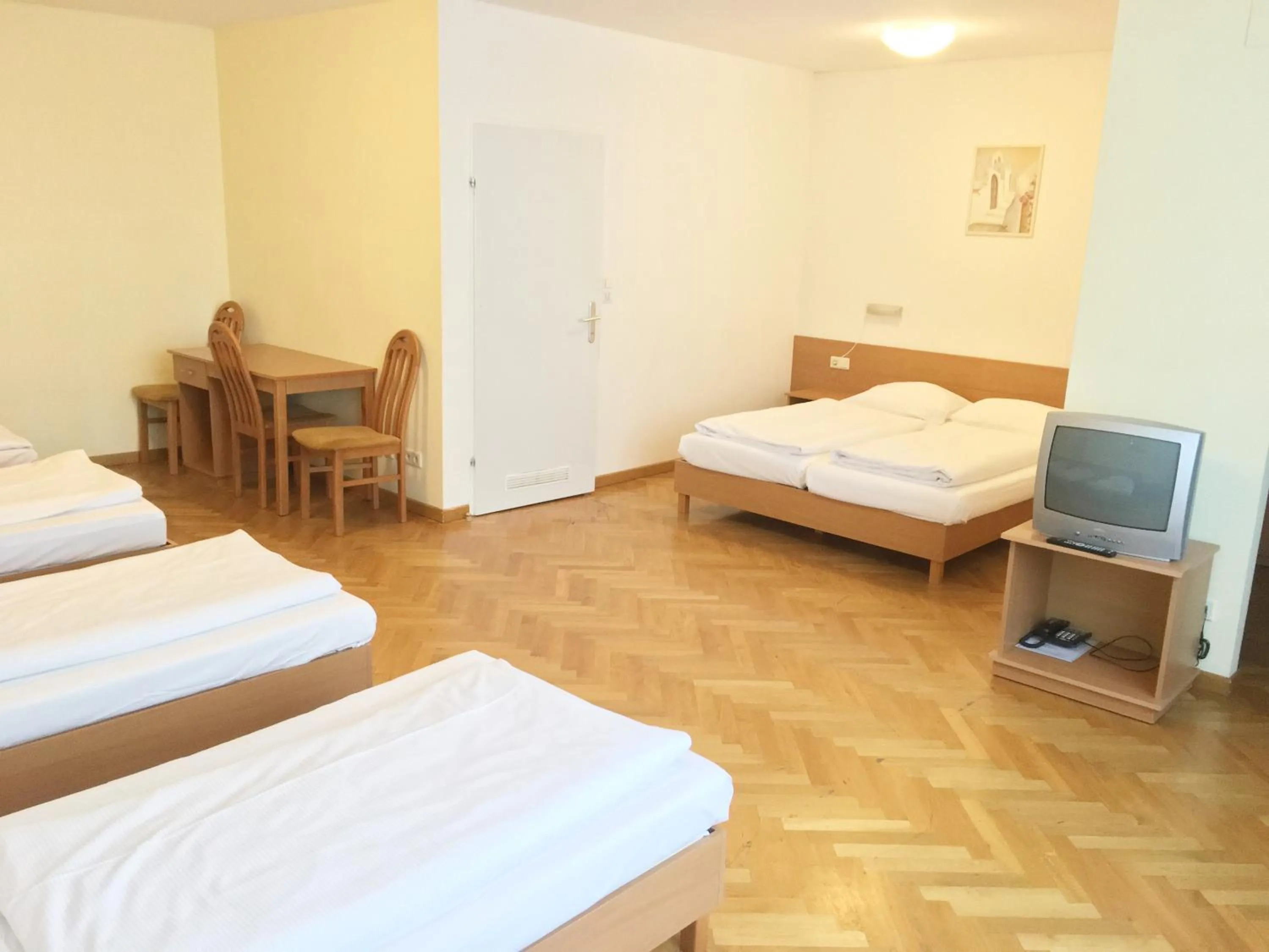 Bed in Hotel Geblergasse