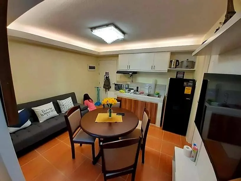 Kitchen or kitchenette in One Oasis By Paseo de Corazon Residence