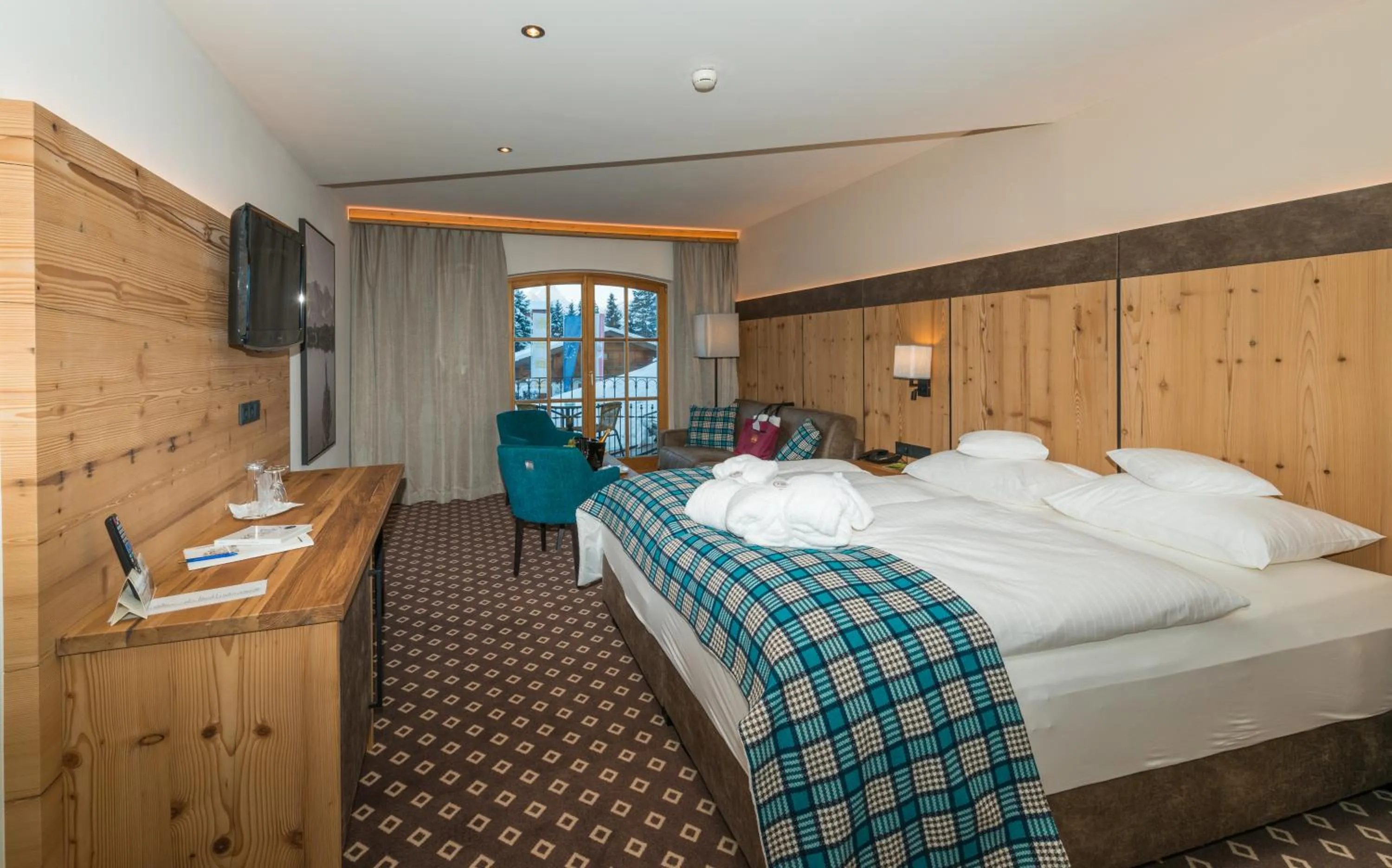 Photo of the whole room, Bed in Hotel & Spa Sonne 4 Sterne Superior