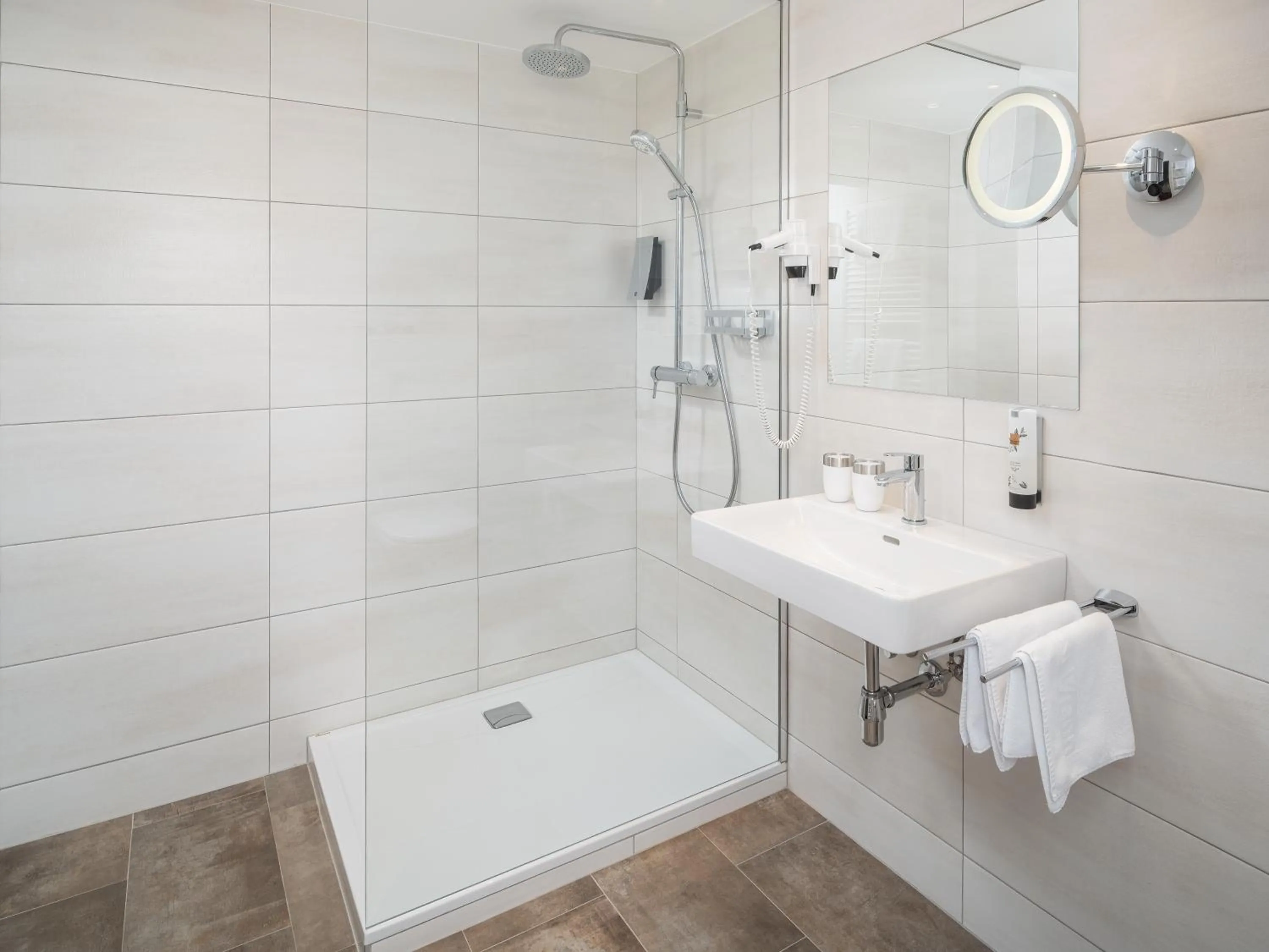 Bathroom in Hotel Post Wrann