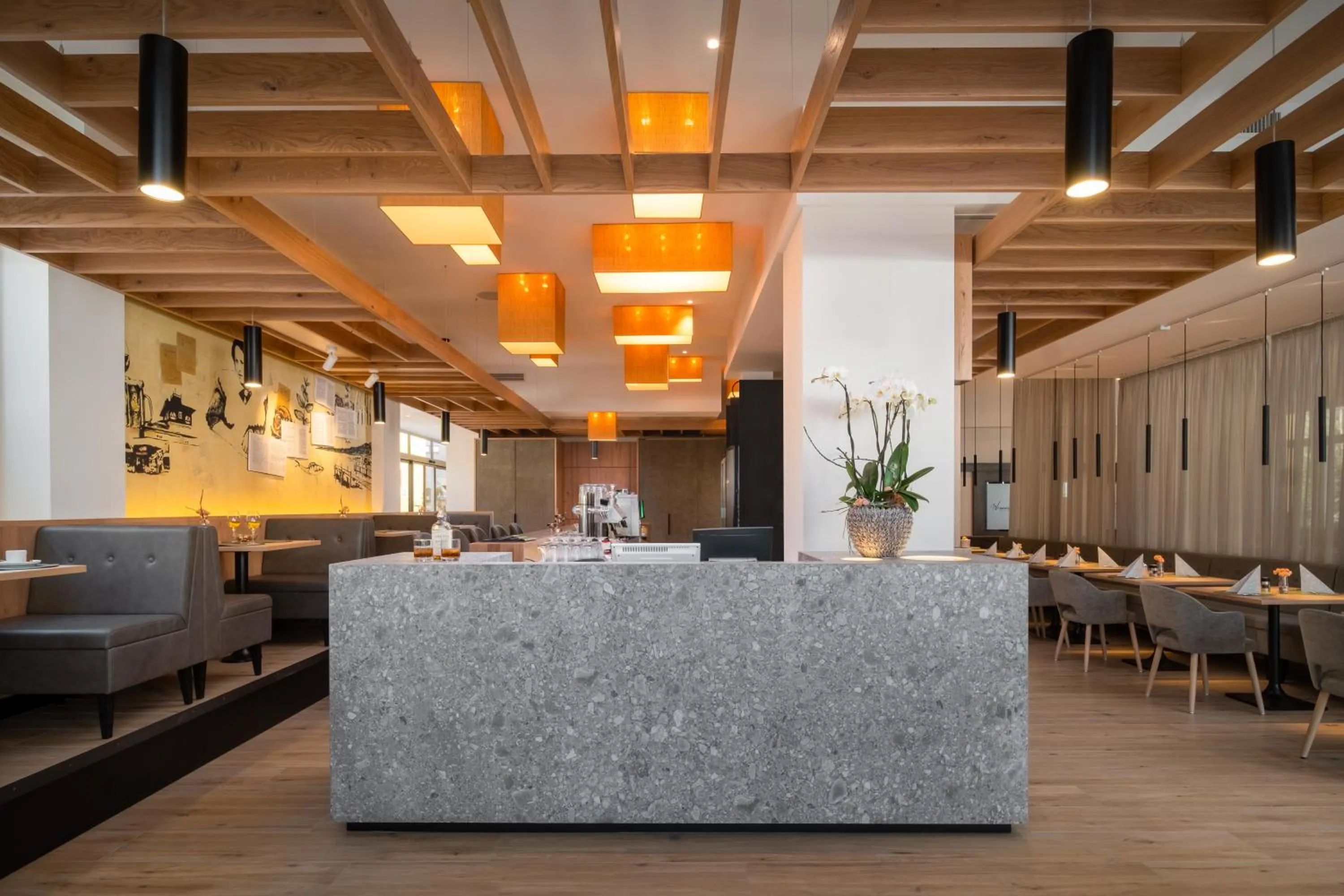 Restaurant/places to eat in Hotel Post Wrann