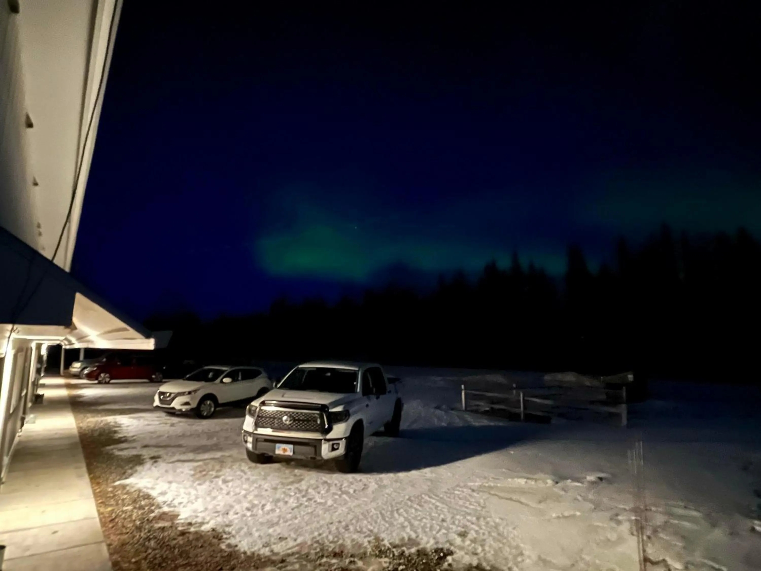 Property building in Alaska Frontier Inn