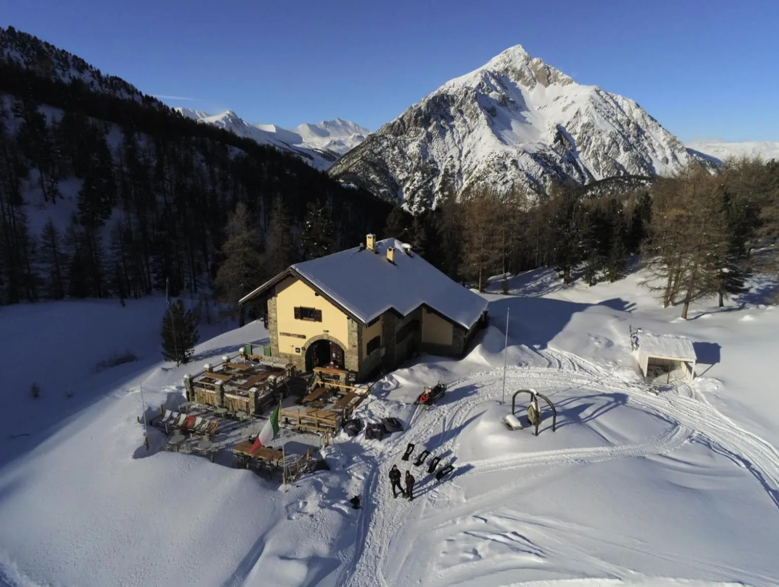 Property building in Rifugio Baita Gimont