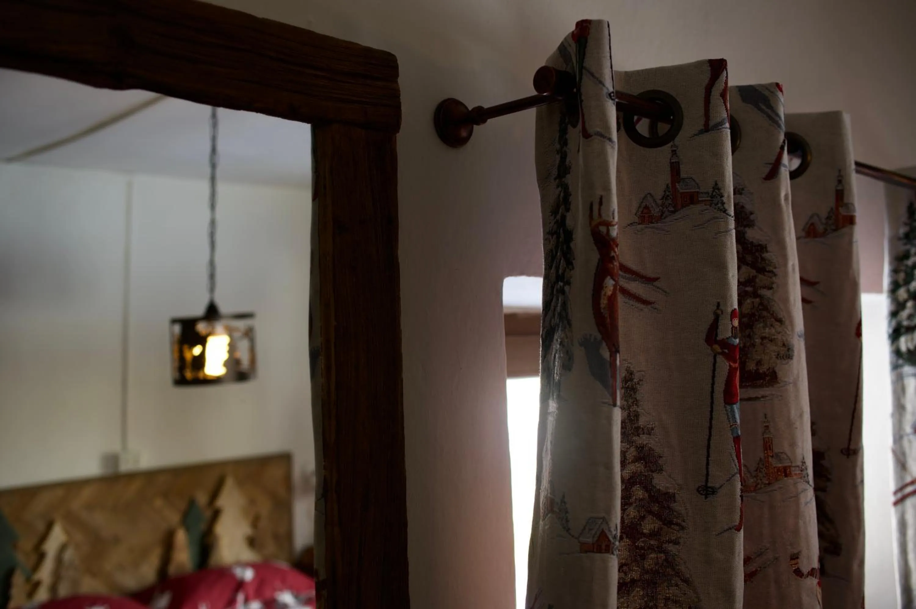 Decorative detail in Rifugio Baita Gimont