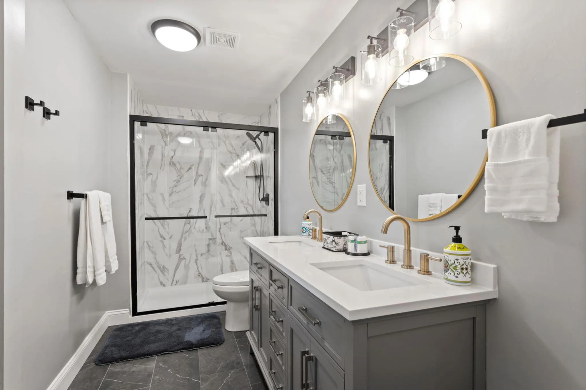 Shower in The Dobbs Atlanta Beltline - Luxury & Location, 1 Mile to Downtown Atlanta