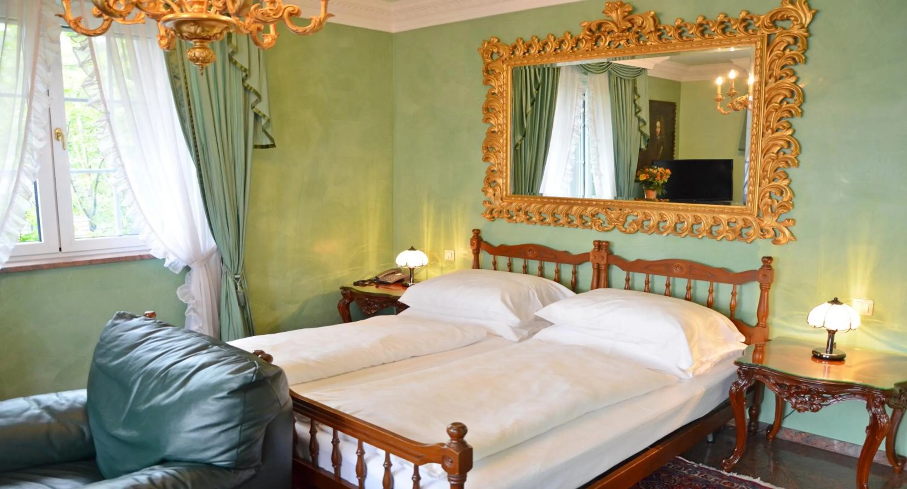 Day, Bed in Seehotel Porcia