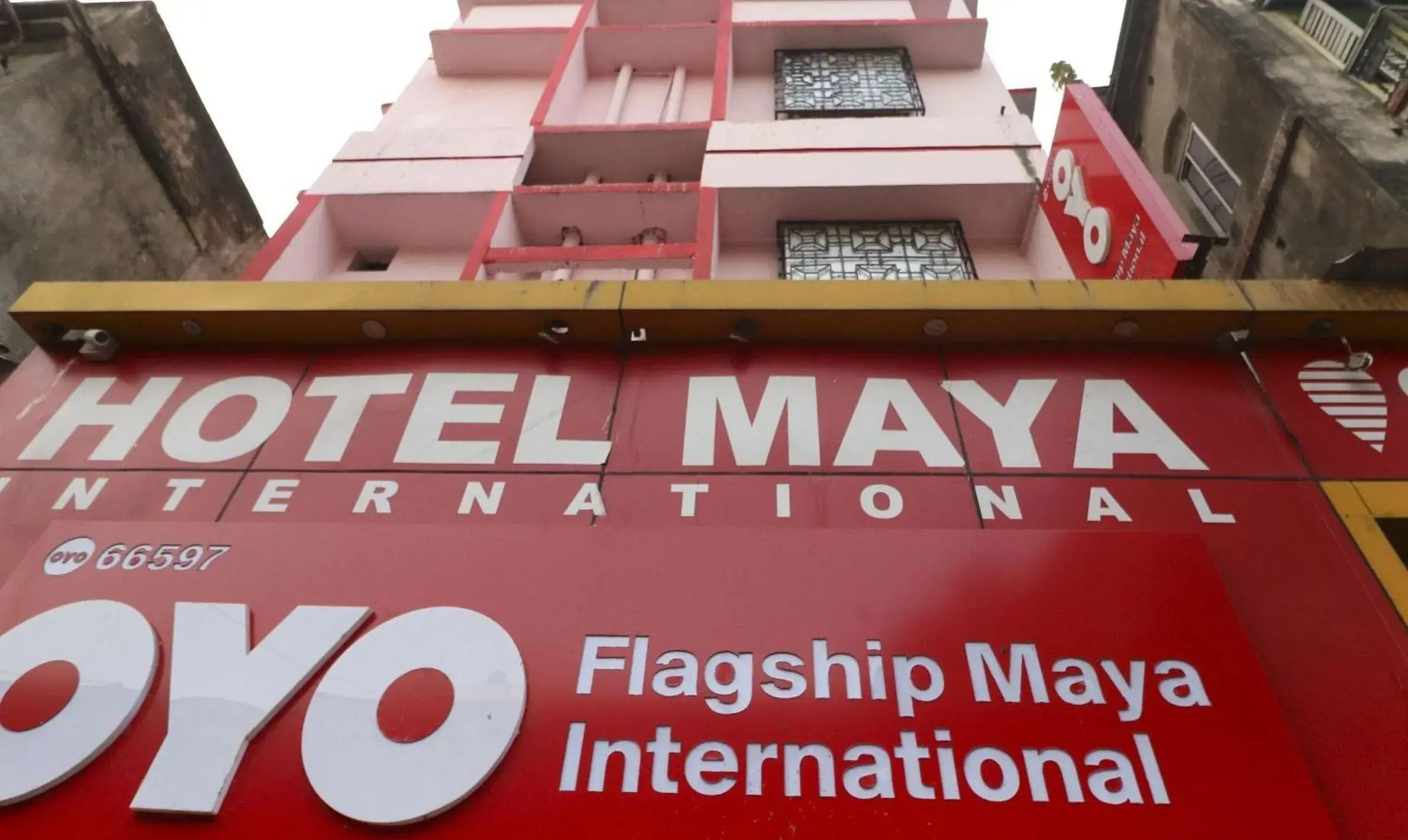 Facade/entrance in Super Hotel O Home Cozy Studio Collage Square Hotel Maya International Near St. Thomas's Church Facade/entrance in Super Hotel O Home Cozy Studio Collage Square Hotel Maya International Near St. Thomas's Church