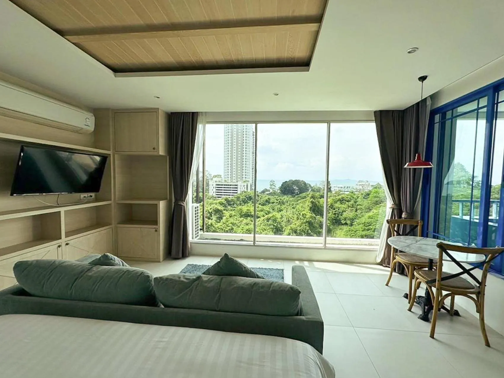 TV and multimedia, Bed in Costa Beach Residence & Jacuzzi