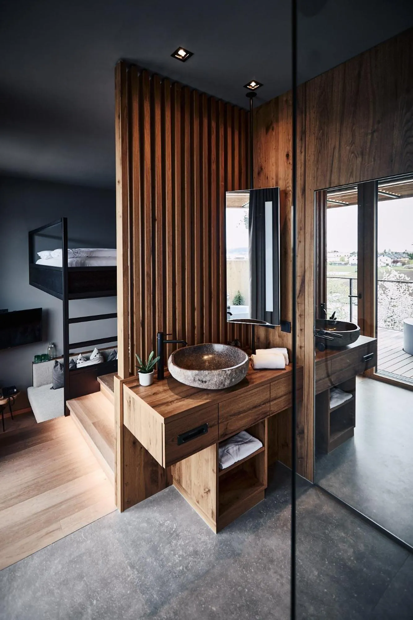 Bathroom, Bed in Hotel Gerl