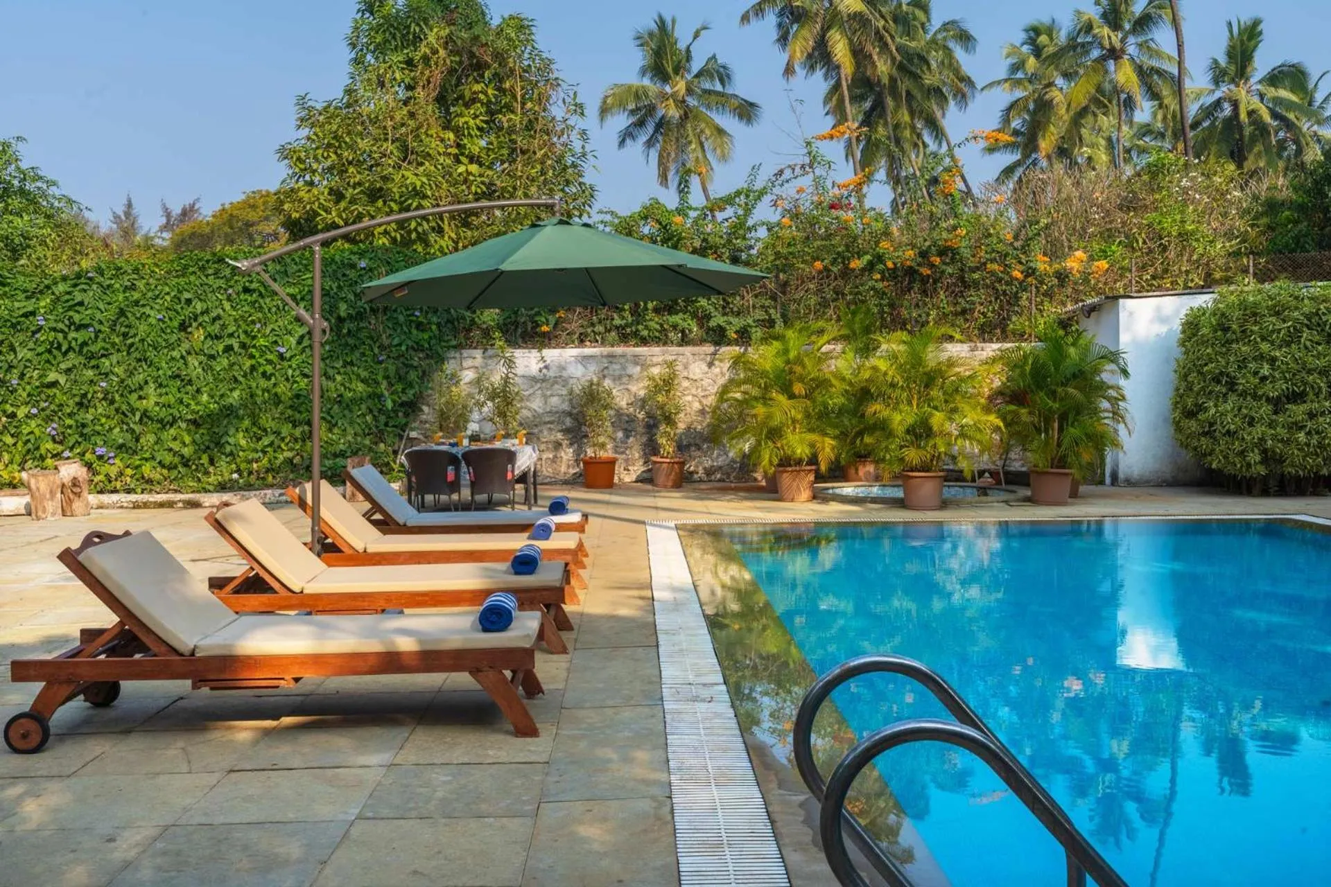 The Beach House by StayVista with Modern interiors, nearby beach, pool, lawn