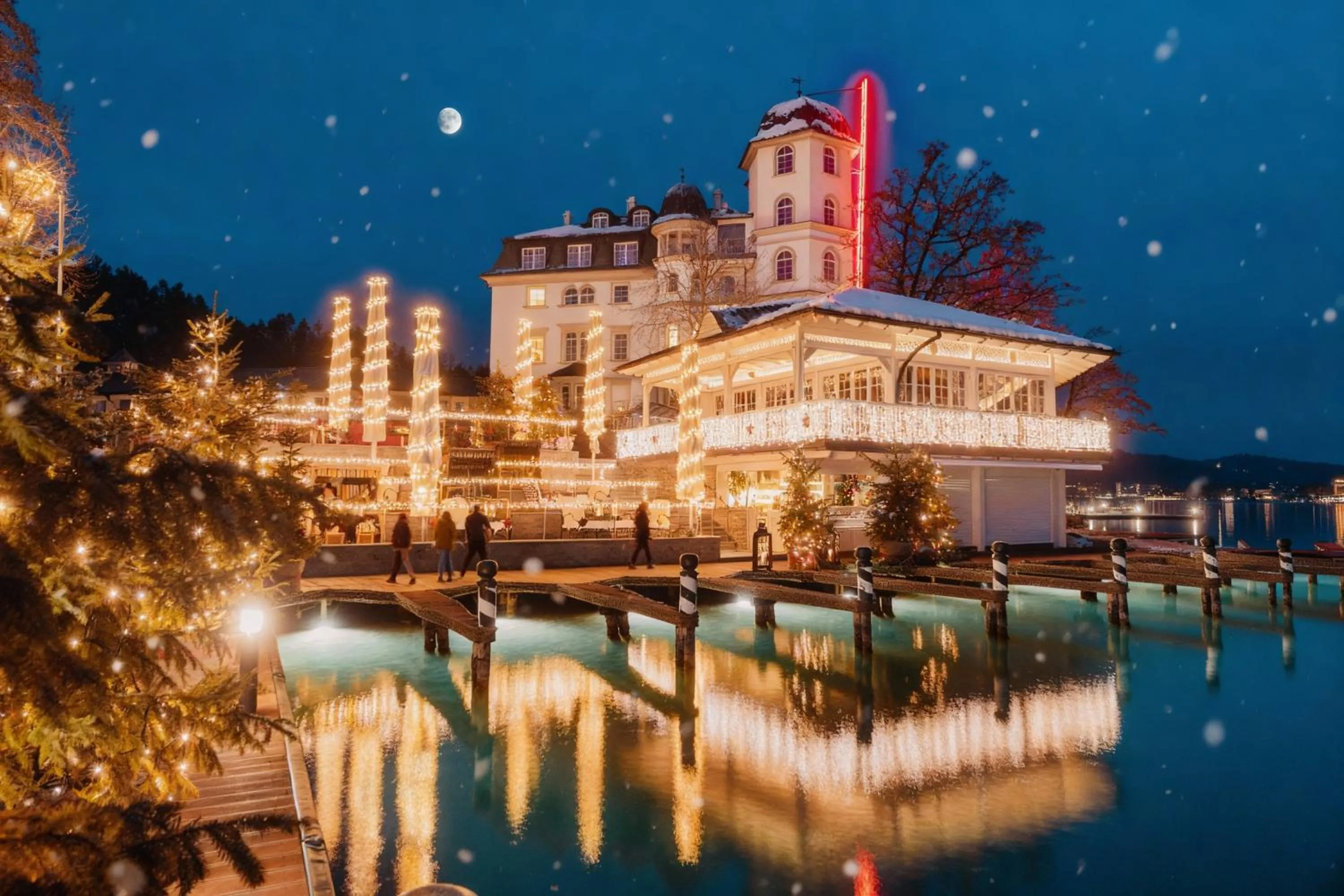 Property building in Hotel Schloss Seefels