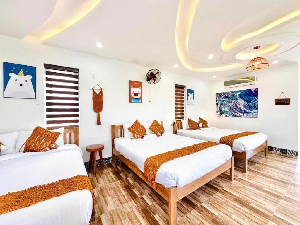 Bed in Lazy Bear Villa By The Little Hoi An