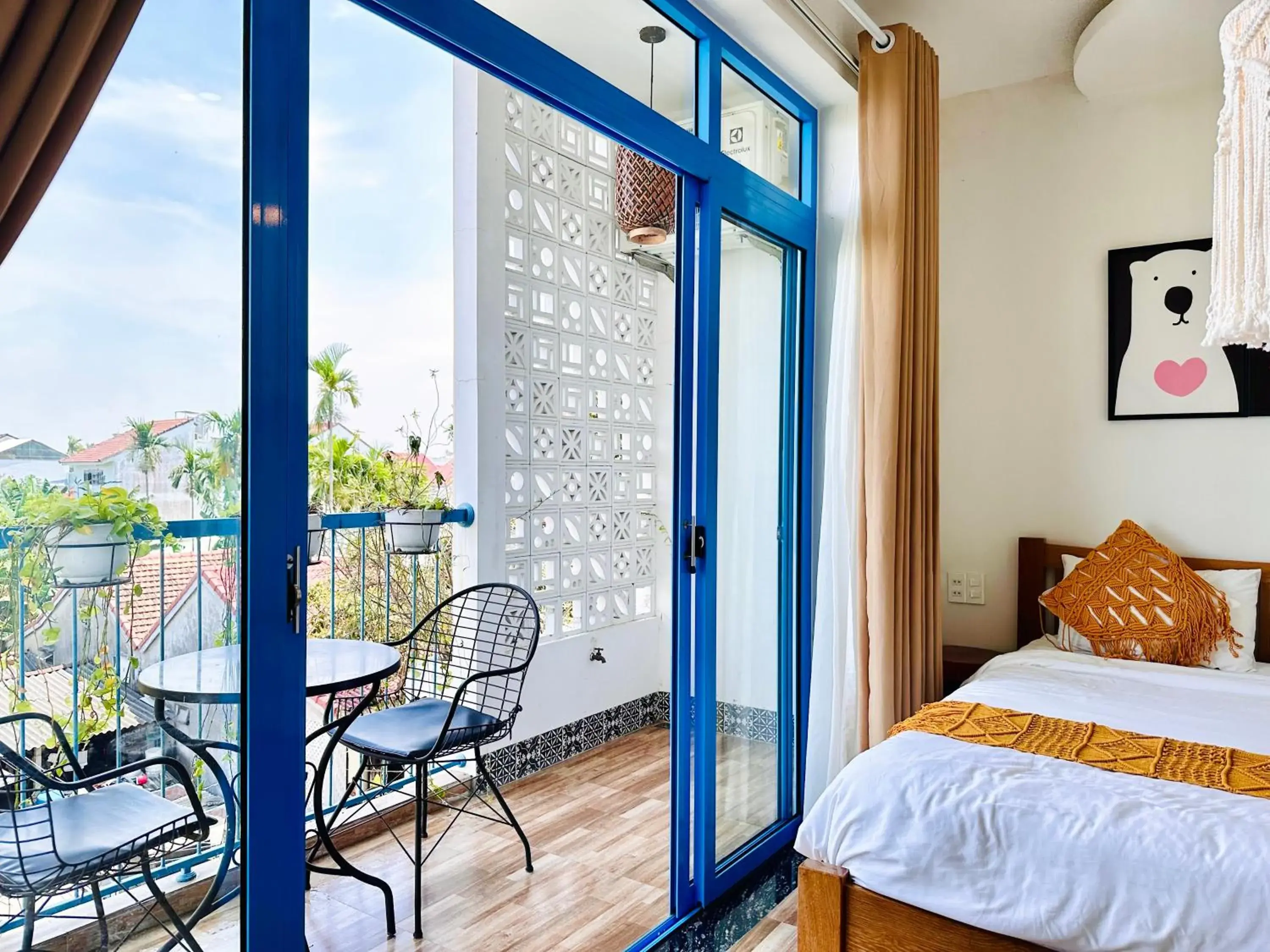 Bed in Hoi An Lazy Bear Hostel Bed in Hoi An Lazy Bear Hostel