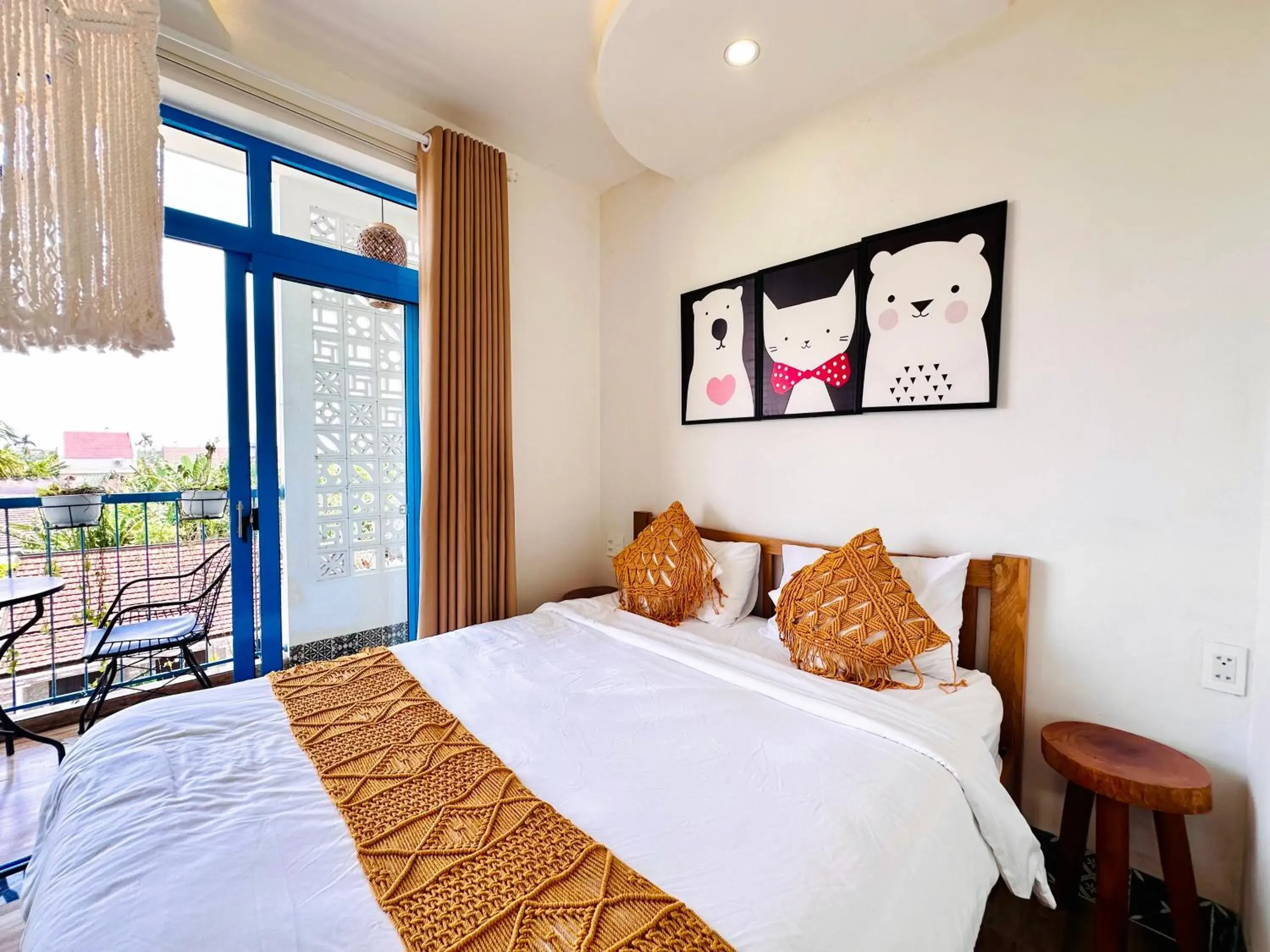 Bed in Hoi An Lazy Bear Hostel Bed in Hoi An Lazy Bear Hostel