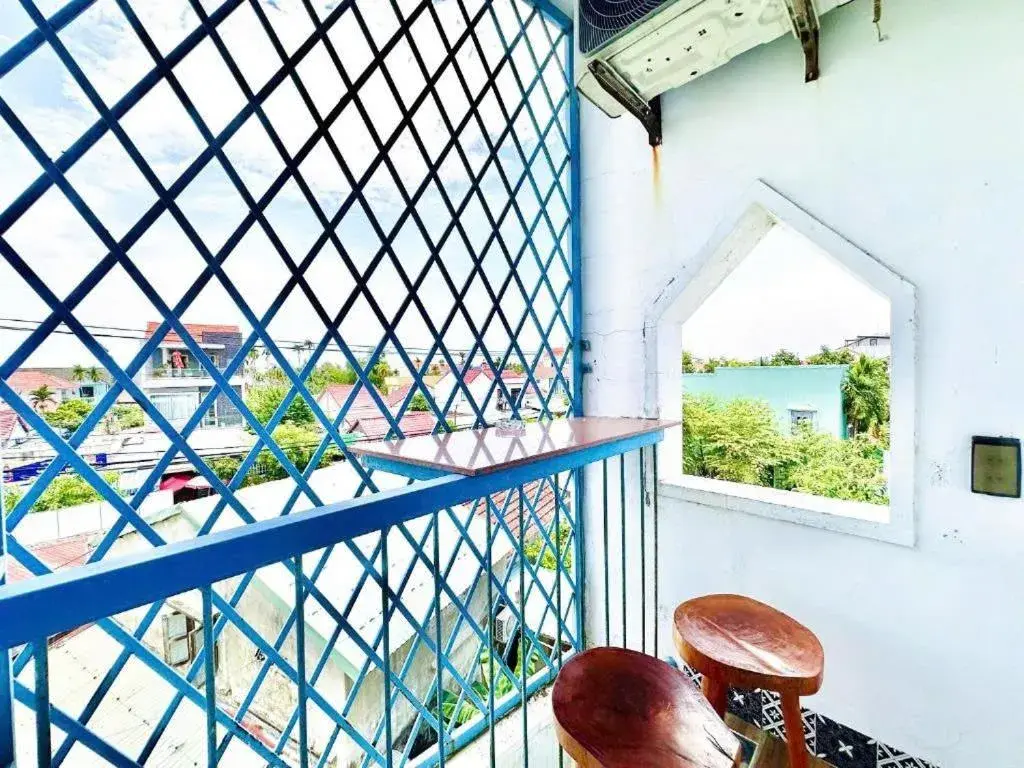 Family Room with Private Bathroom in Lazy Bear Villa By The Little Hoi An Family Room with Private Bathroom in Lazy Bear Villa By The Little Hoi An