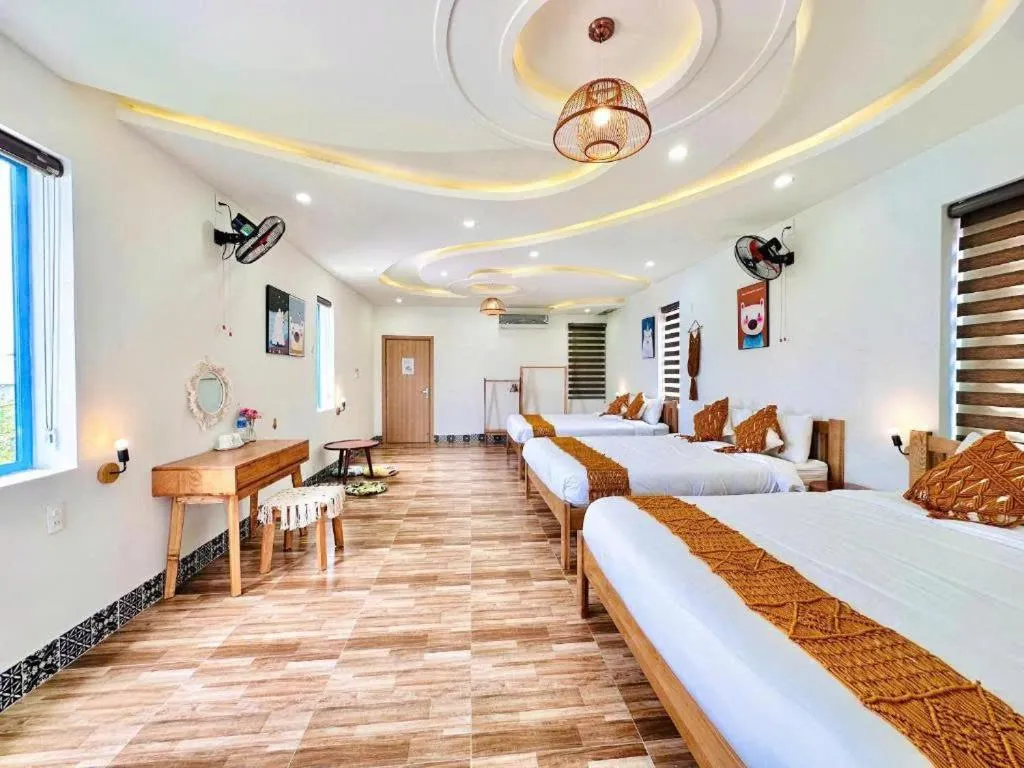 Bed in Lazy Bear Villa By The Little Hoi An