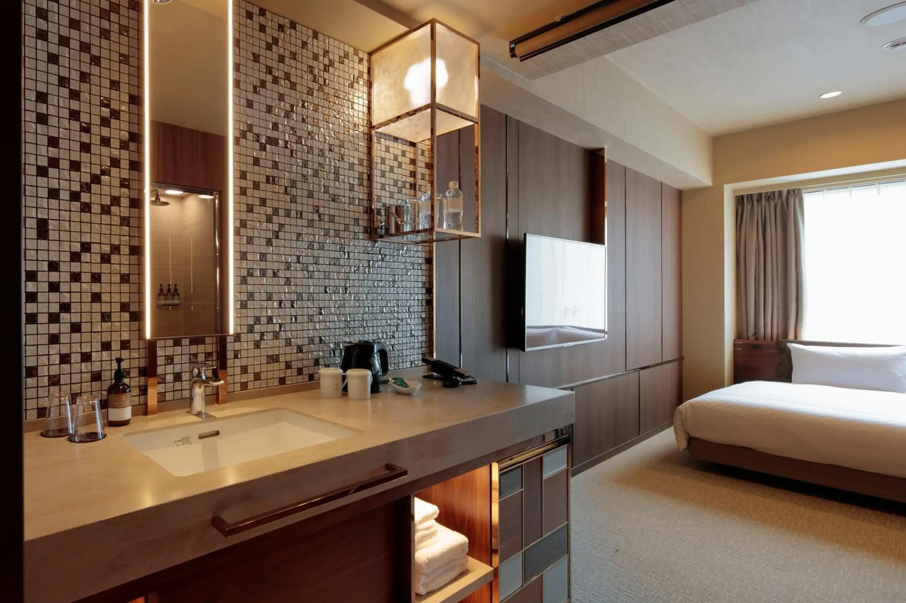 Photo of the whole room, Bed in Candeo Hotels Kyoto Karasuma Rokkaku Photo of the whole room, Bed in Candeo Hotels Kyoto Karasuma Rokkaku