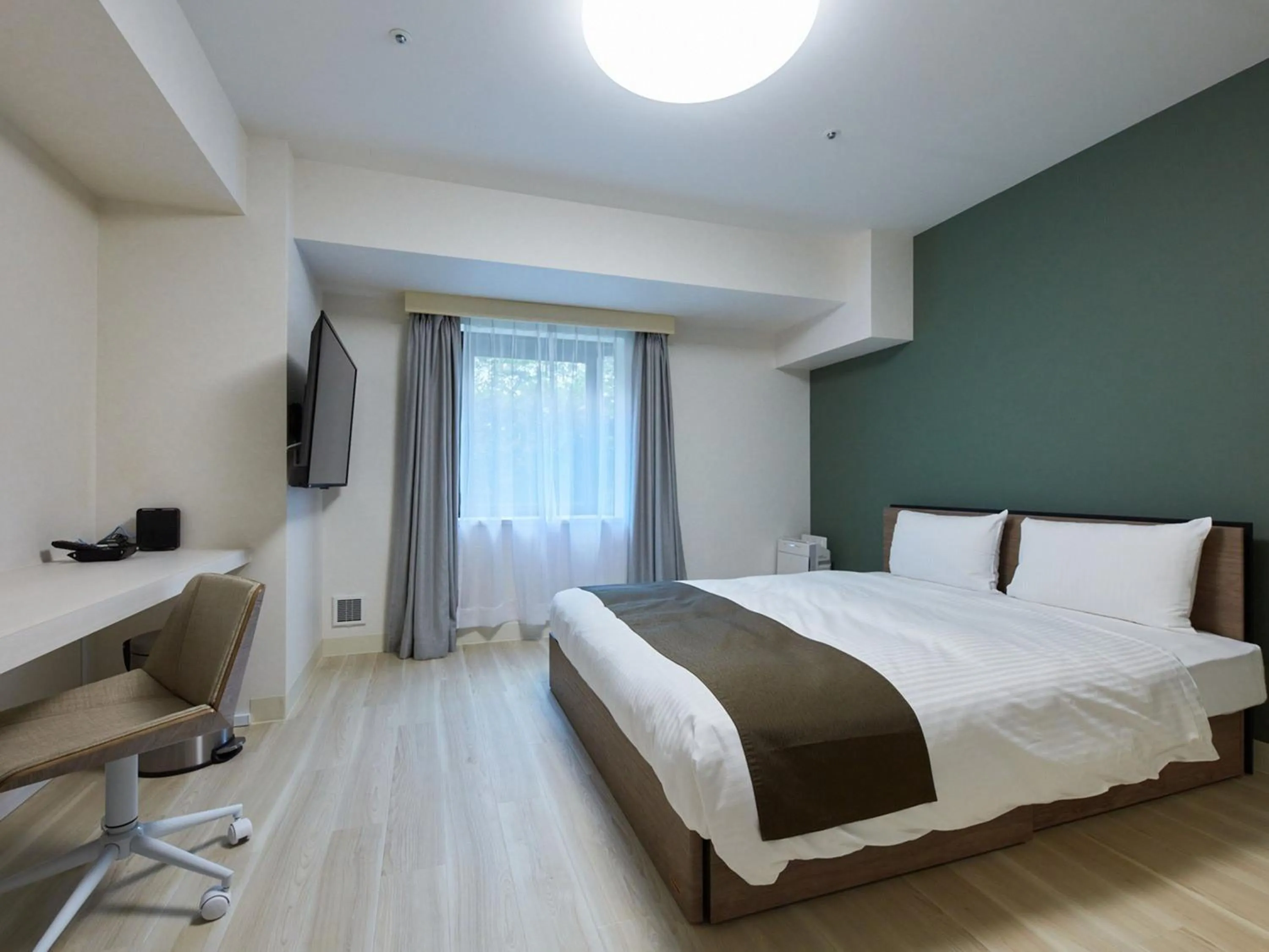 Photo of the whole room, Bed in Rembrandt Hotel Atsugi