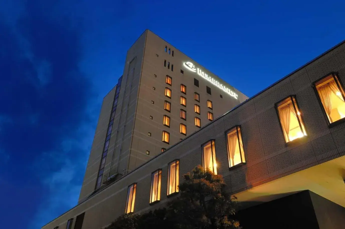 Facade/entrance in Rembrandt Hotel Atsugi Facade/entrance in Rembrandt Hotel Atsugi