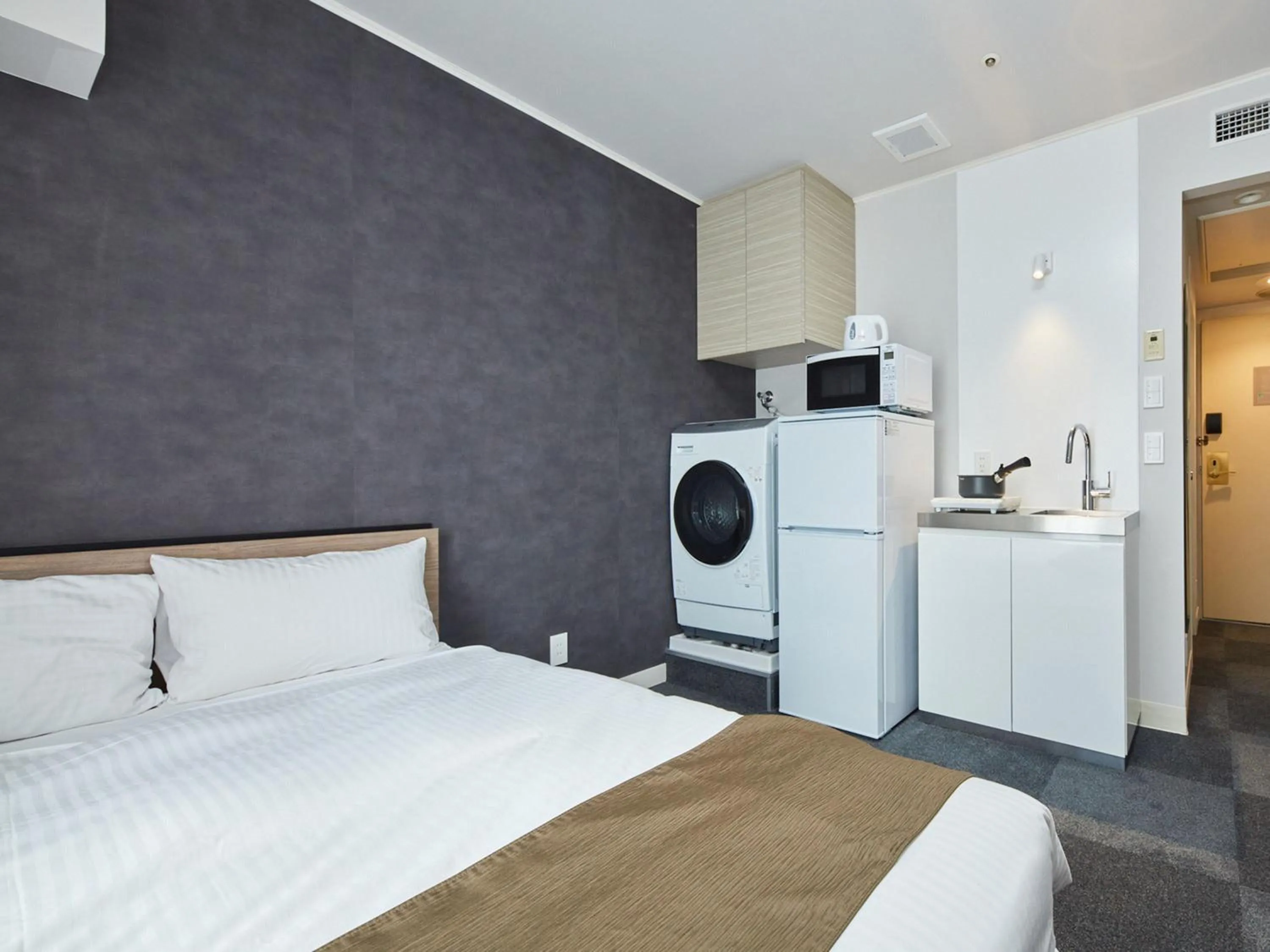 Photo of the whole room, Bed in Rembrandt Hotel Atsugi