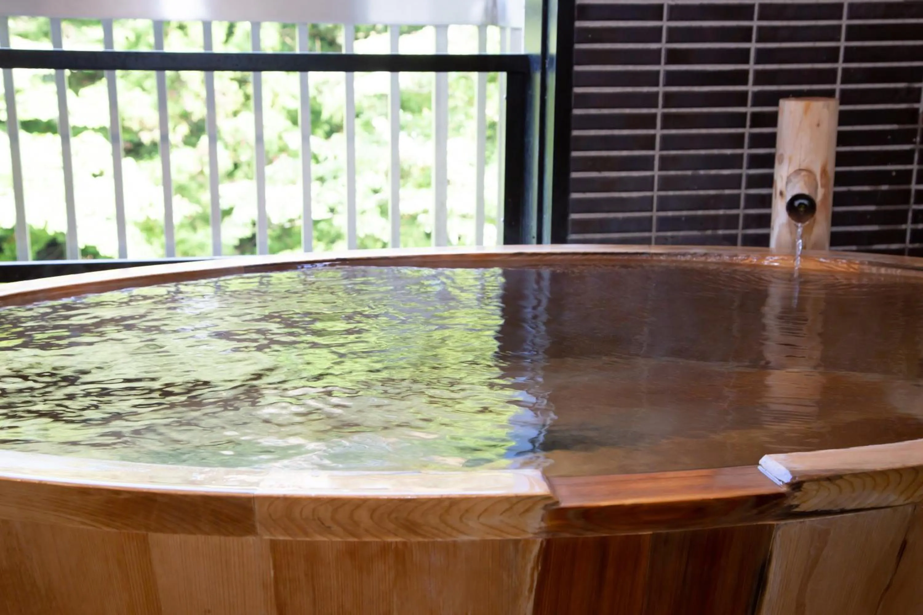 Hot Spring Bath in Hakone Nanase formerly known as Manatei Hakone