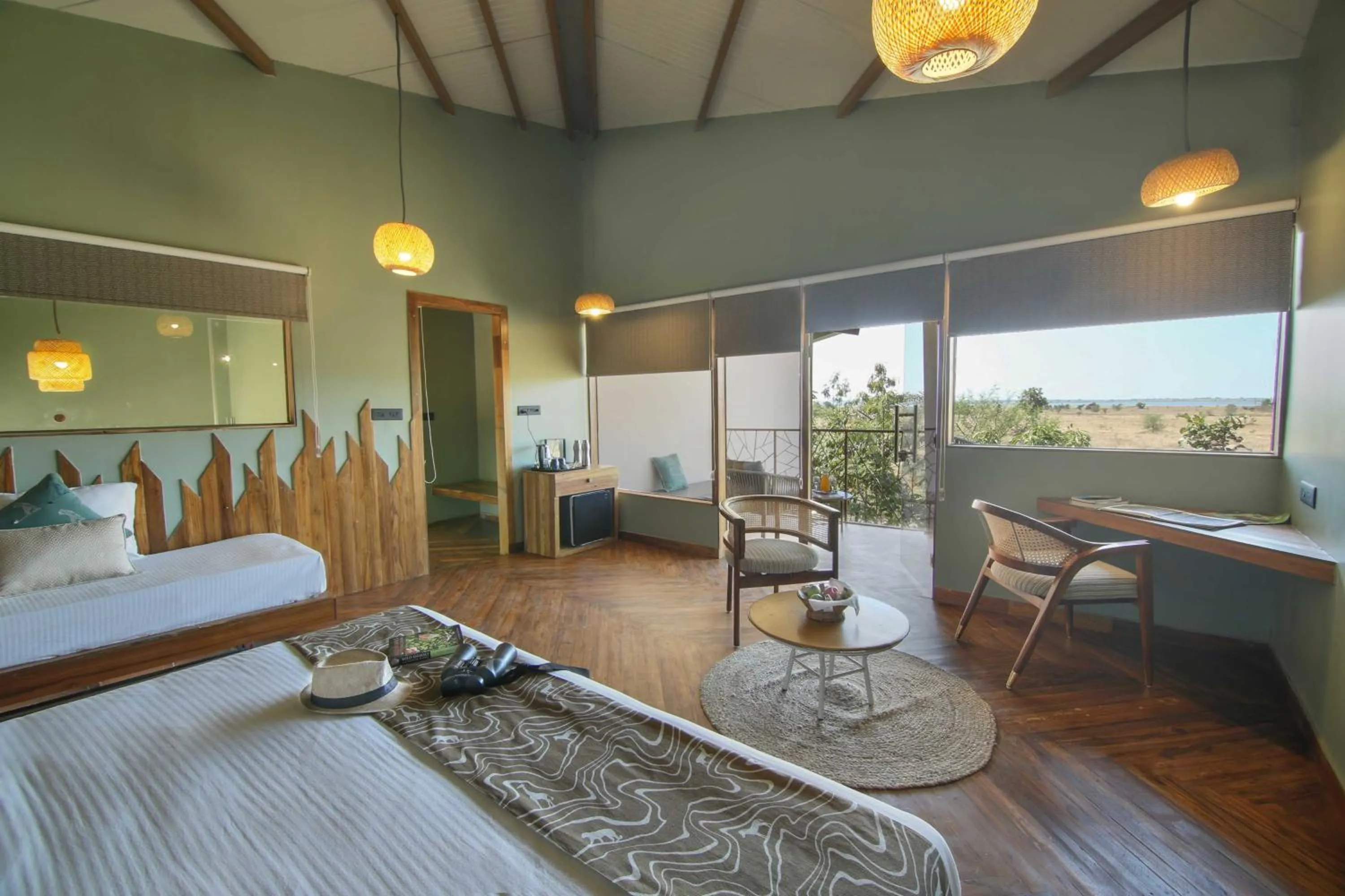 Photo of the whole room, Bed in Tadoba Jungle Camp