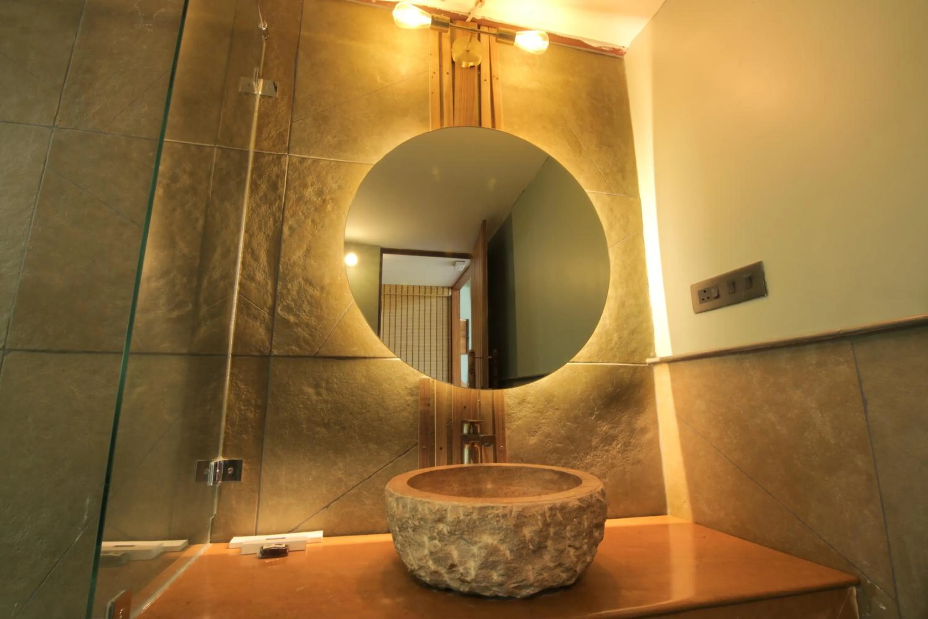 Bathroom in Tadoba Jungle Camp