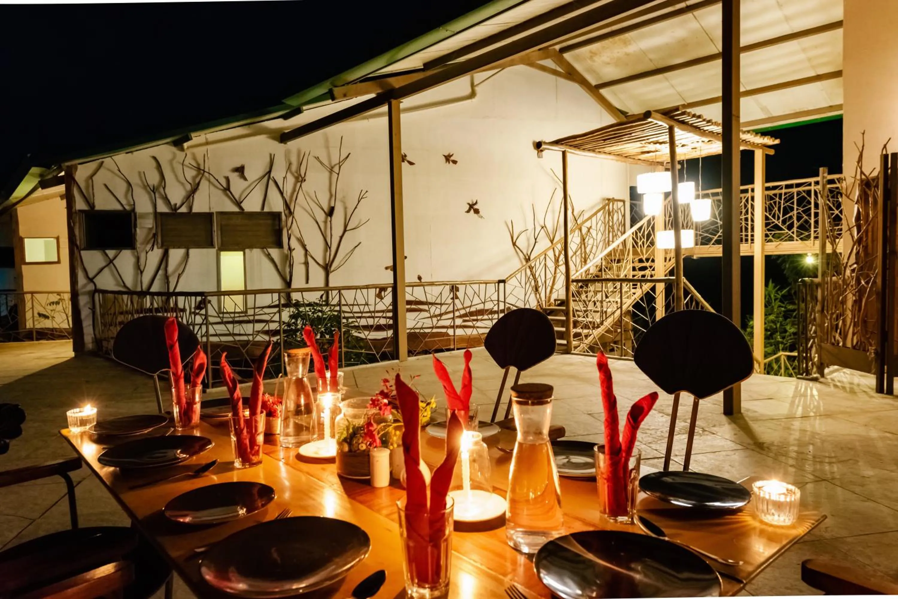 Restaurant/places to eat in Tadoba Jungle Camp