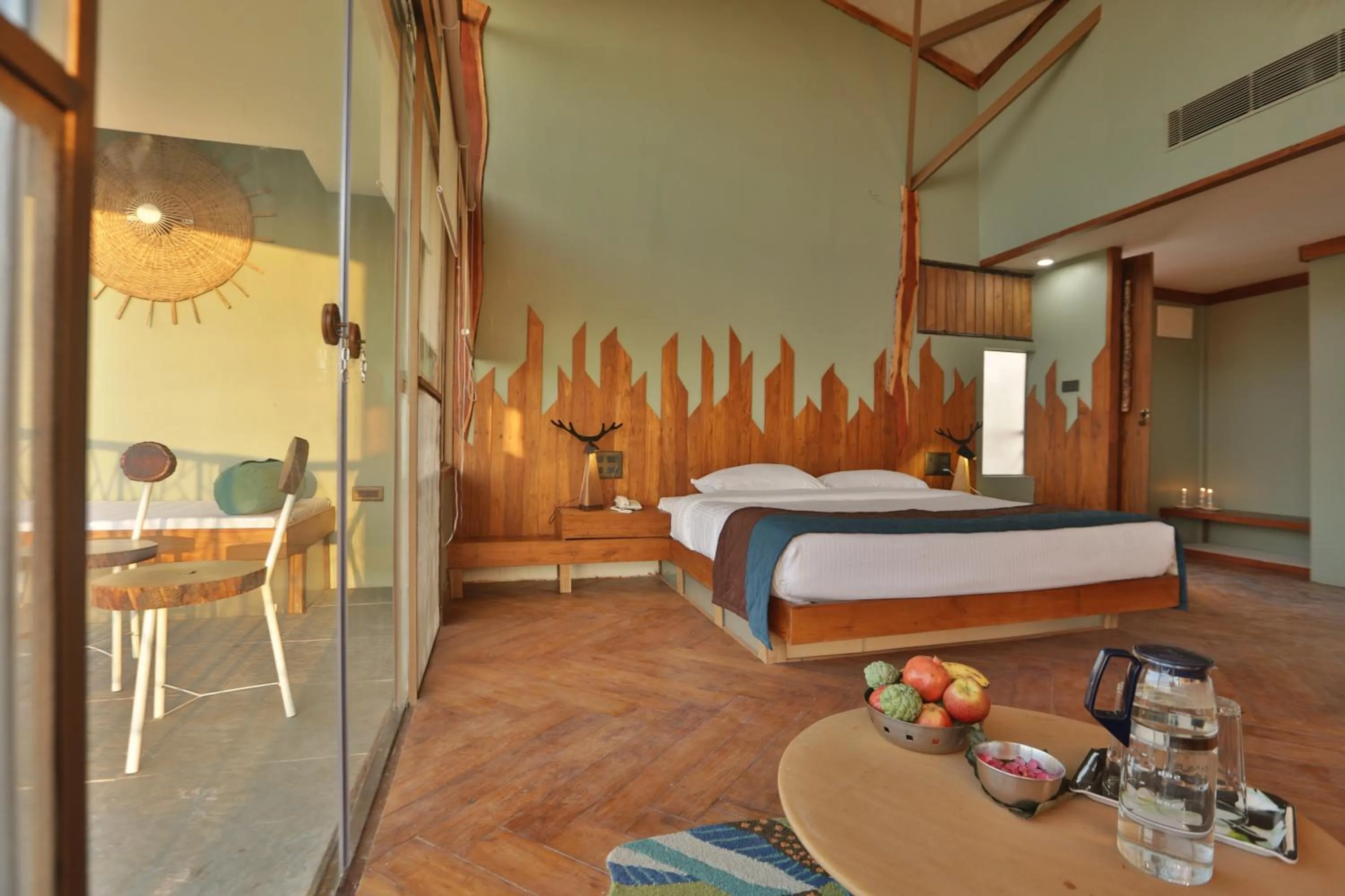 Photo of the whole room, Bed in Tadoba Jungle Camp