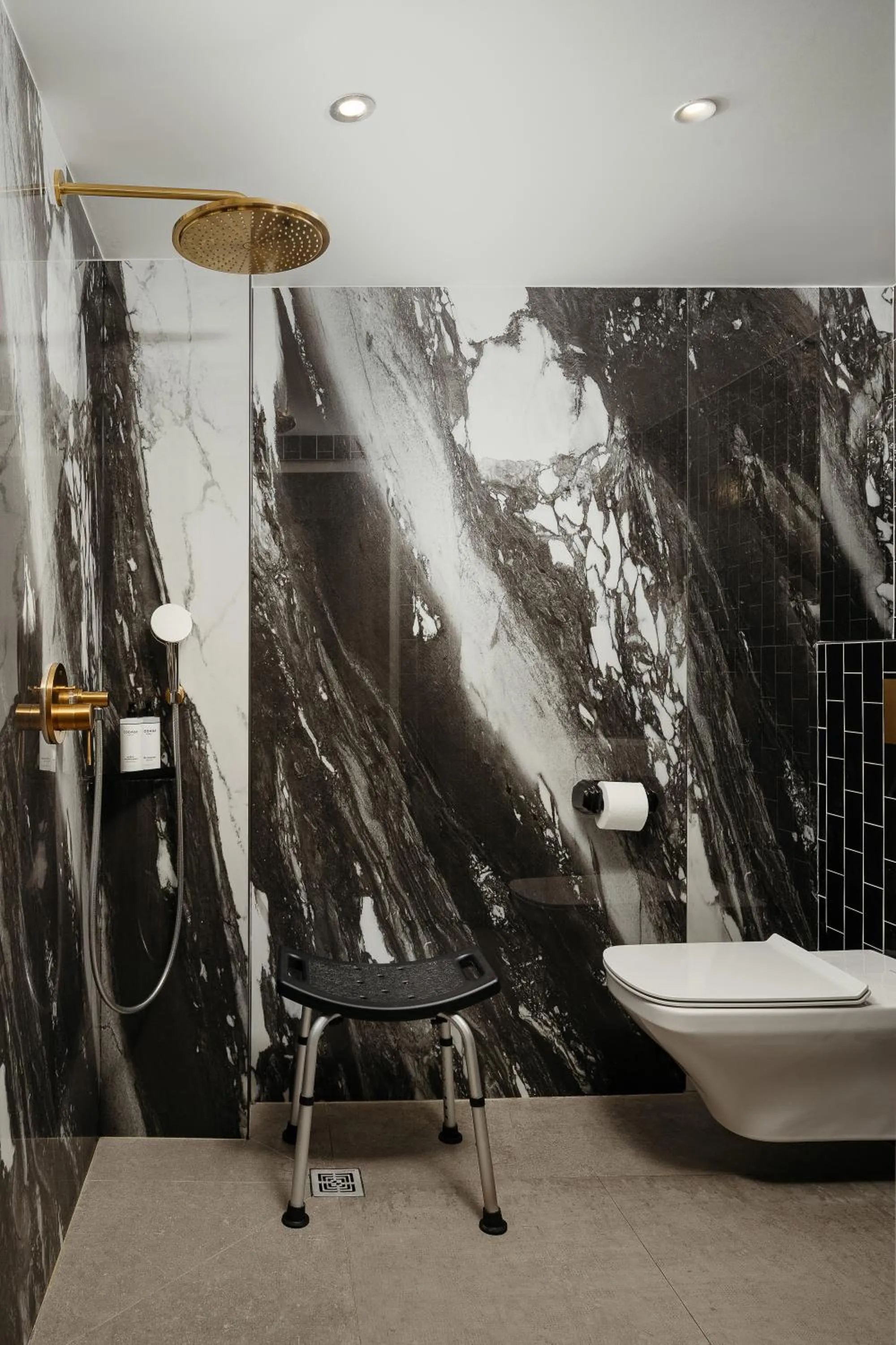 Bathroom in My Maison In Paris Montmartre