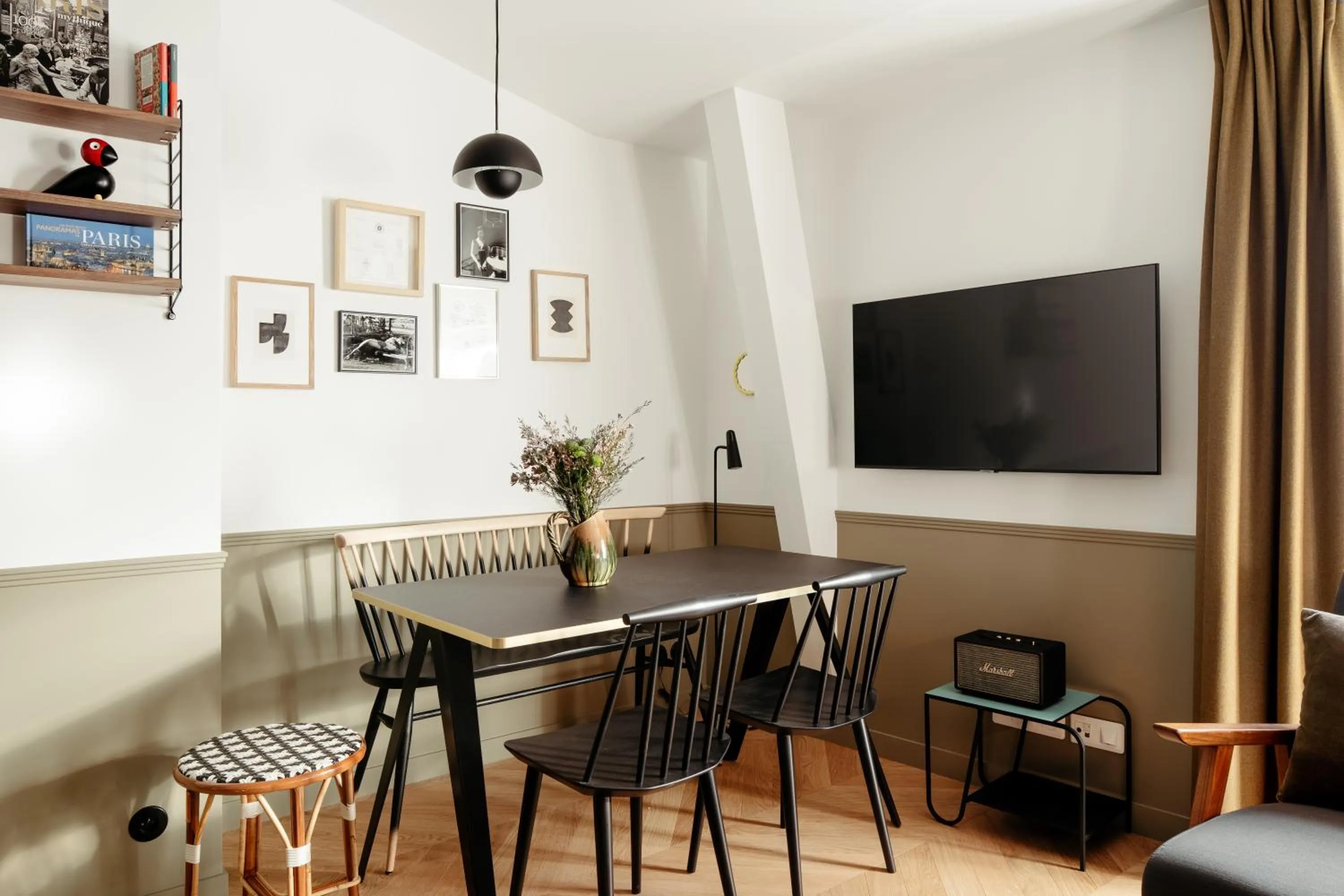 TV and multimedia in My Maison In Paris Montmartre