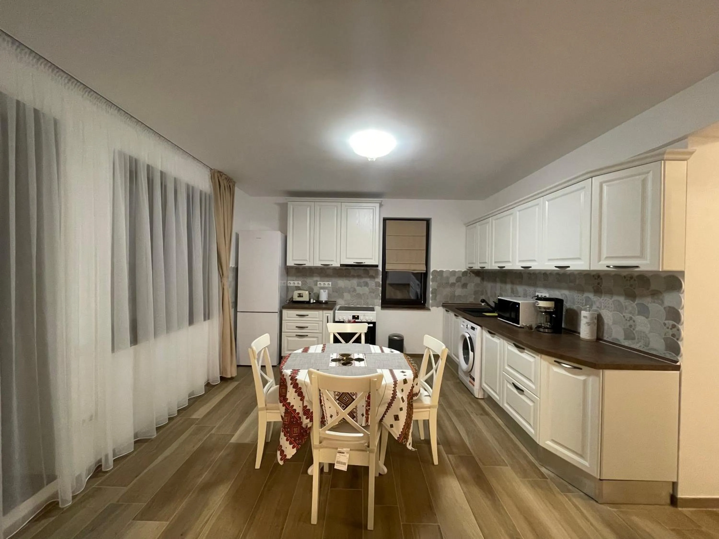 Kitchen or kitchenette in Iarca Inn