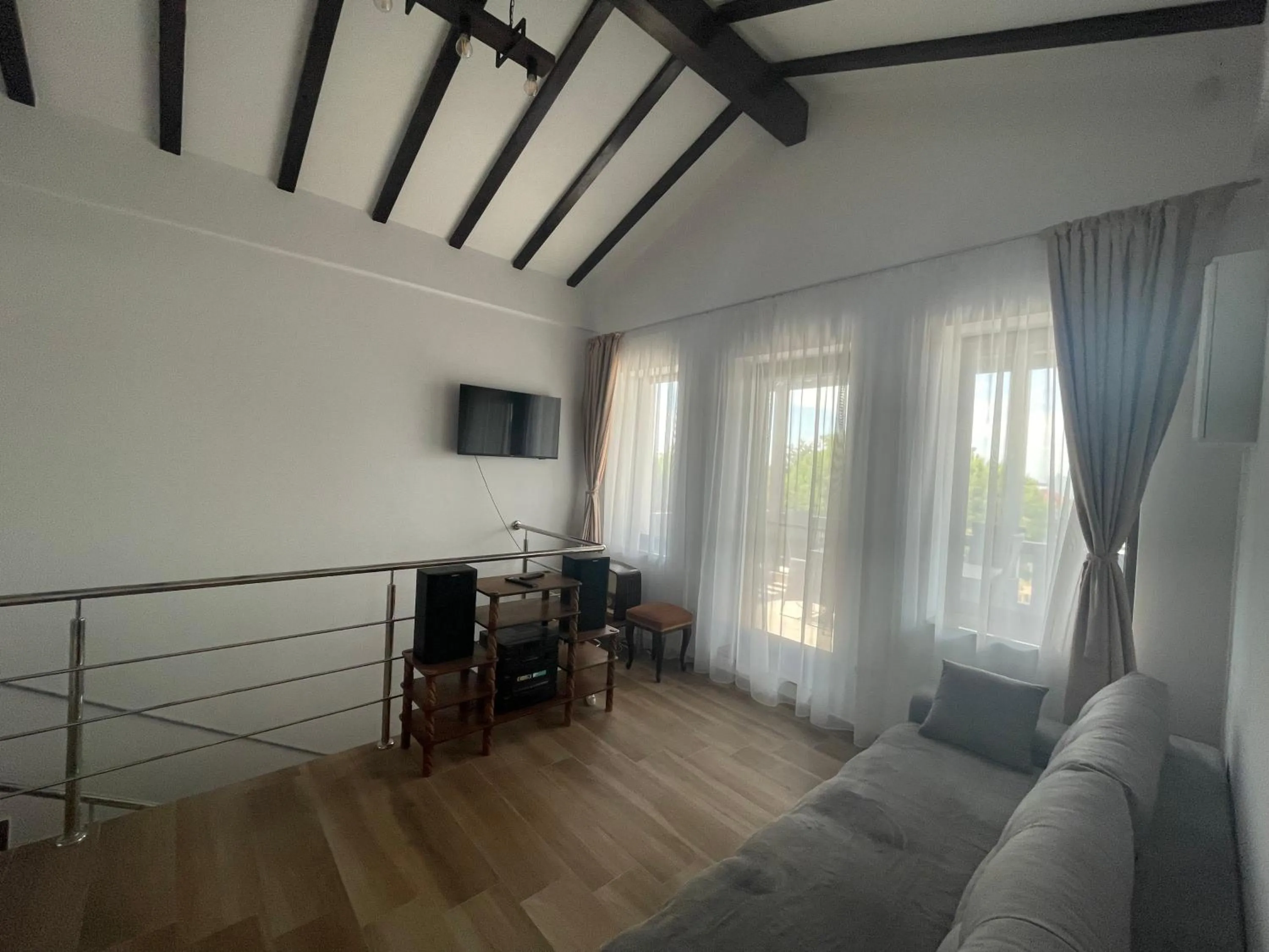 Living room in Iarca Inn