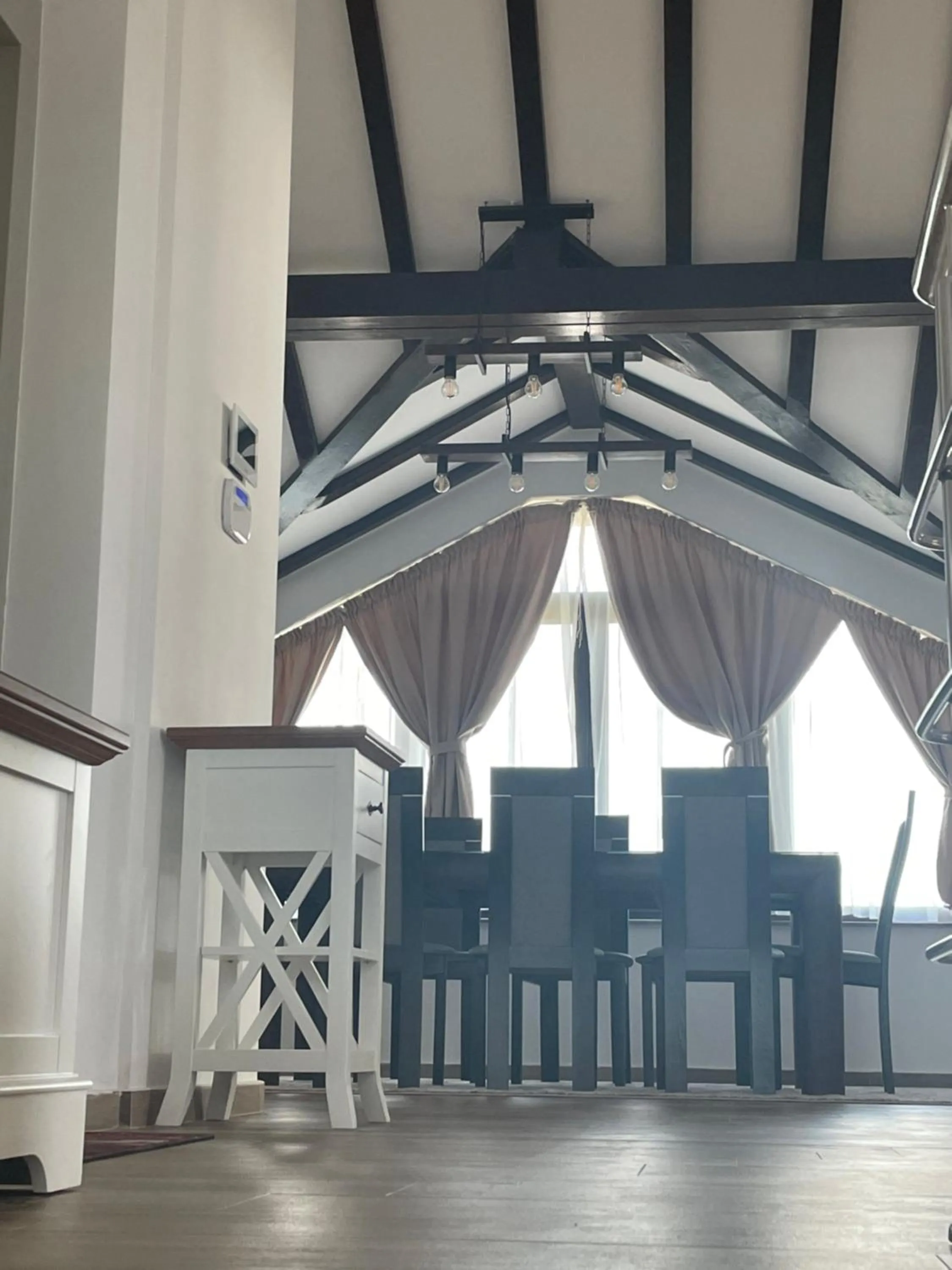 Dining area in Iarca Inn