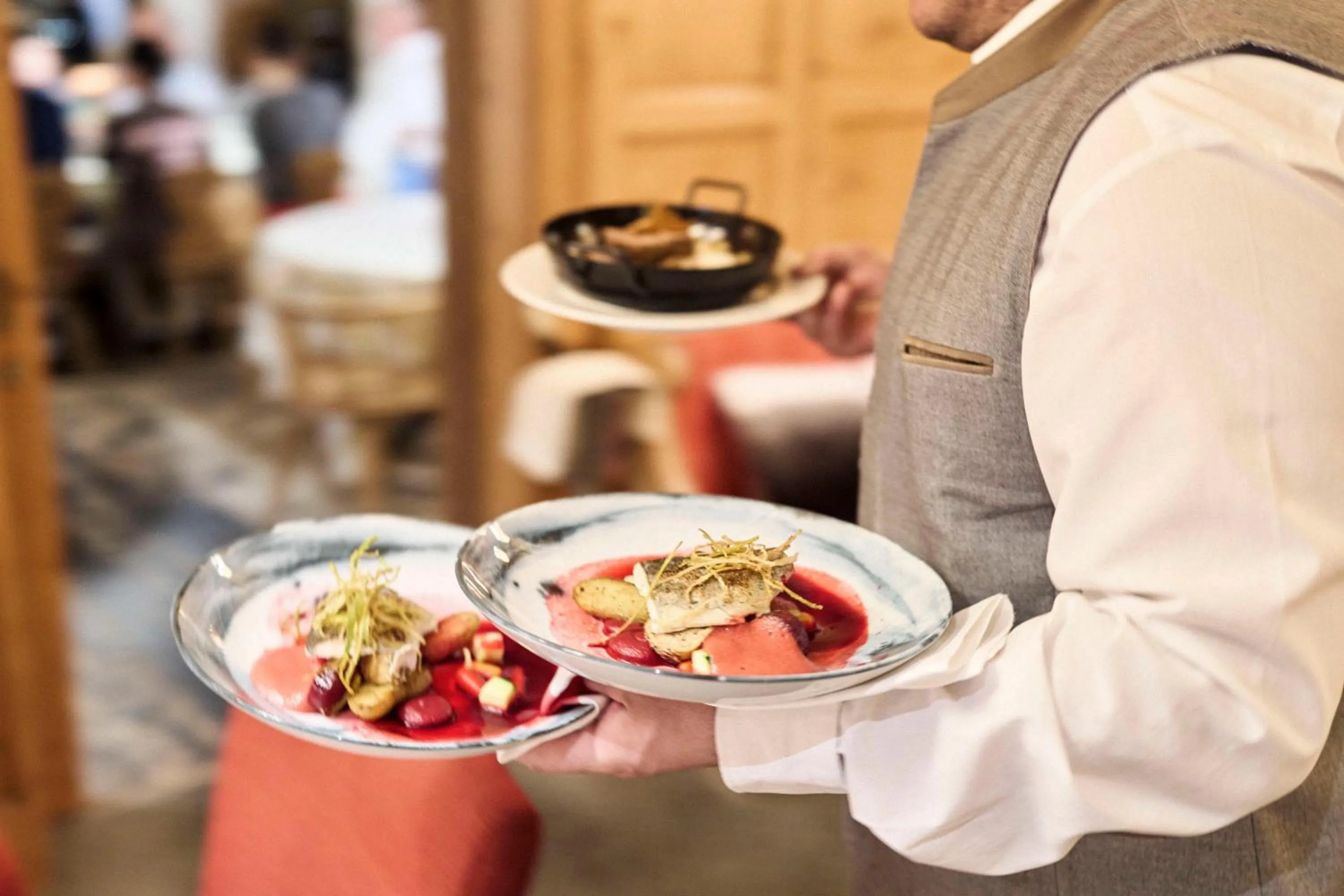 Restaurant/places to eat in Hotel Steffisalp